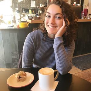 Meet your Posher, Alaina